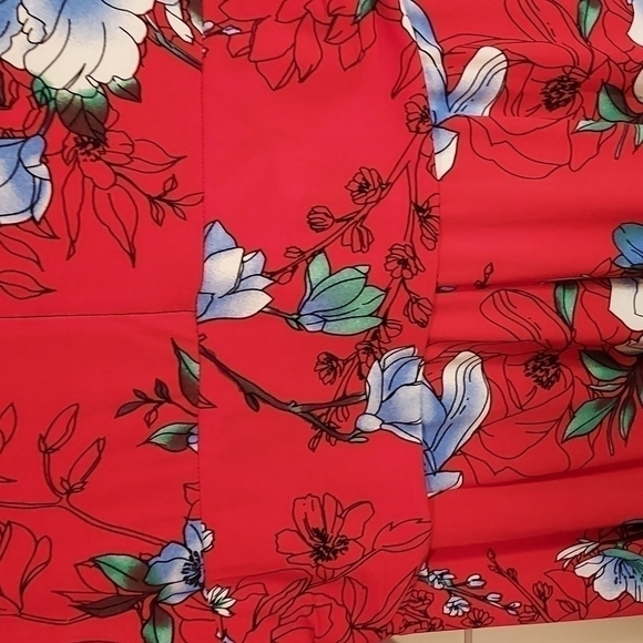 GILI Floral Print Maxi Dress - Picture 10 of 11